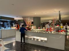 -上海滴水湖皇冠假日酒店