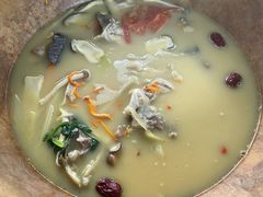 -云南野生菌石锅鱼石锅鸡(大金塔店)