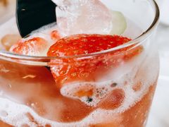 乌龙草莓红芭乐-农畉LONFOOD(福田星河COCOPark店)