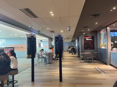 -肯德基(成都机场T2到达精选店)