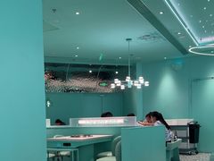 -季季红火锅(柳州城中万达二店)