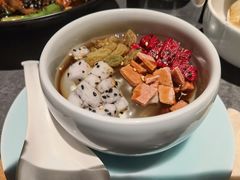 玫瑰水晶冰粉-椿庐ChunLounge(凯德晶萃店)