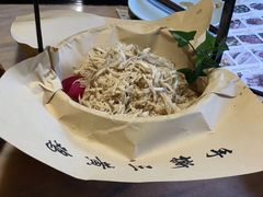 手撕三黄鸡-小江南(高新天泺路店)
