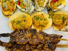 -覃记海鲜美食餐厅