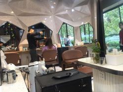 -PE SALON