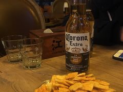 -江湖酒吧