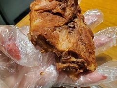 -95号酱骨·一块豆腐(展春园西路店)