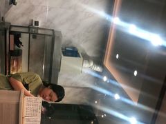 -白翔甜食店