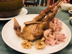 -沙龙酒家