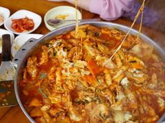 -亲昵春川鸡排(韩国美食街店)