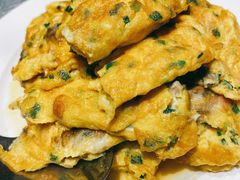 笨鸡蛋炒蛤蜊肉-开海·红岛海鲜虾水饺(石老人店)
