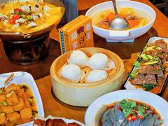 -隔壁老王·家常云南菜(皇冠店)
