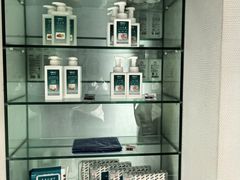 -福奈特洗衣·洗鞋·奢侈品护理(长阳路店)