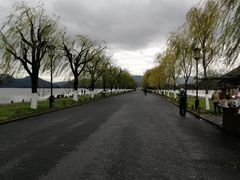 -楼外楼·停车场