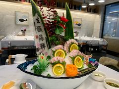 -德天肥牛海鲜火锅(龙吟坊店)