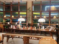 -银米·云南传统过桥米线(双廊黑金冠店)