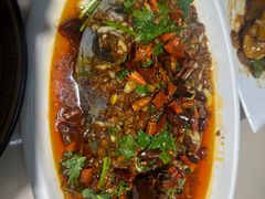 -老码头黑皮肘子锅包肉(赣水路店)