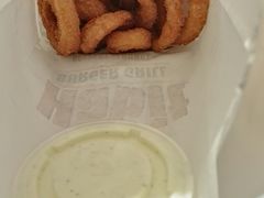-The Habit Burger Grill 哈比特汉堡(爱琴海店)