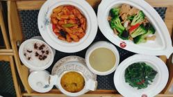 -金月汇月子会所(咸阳世纪大道店)