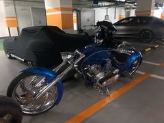 -The ROOF (通盈中心店)