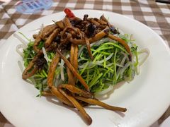 -新大咀港式茶餐厅(宝山万达店)