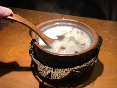 窩蛋牛肉珍菌粥-南拳十三姨·潮汕砂锅粥(世纪金源店)