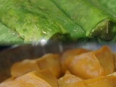 -三亚火车头万人海鲜广场