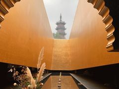 -龙华寺