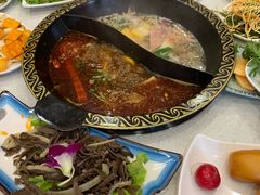-狼头山火锅 KTV欢唱·烤串(理工大学店)