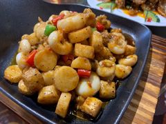 -东来菜馆•手抓海鲜家常菜•海鲜锅贴(鸽子窝店)