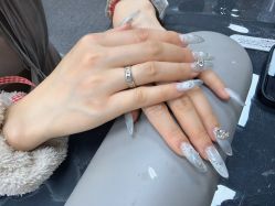 -芊屿芊浔美甲
