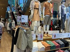 -优衣库(深圳万象天地旗舰店)