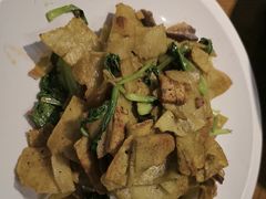 -黄泥岗·地道湖北菜(奥特莱斯店)