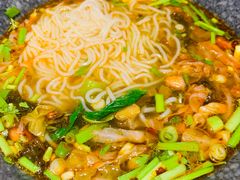 -八月美食小馆(银泰城总店)