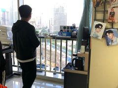 -视野联行眼镜·蔡司授权店(长白万象汇店)