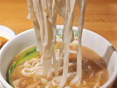 -呷佬·长沙手工米粉(金沙江路店)