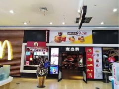 门面-麦当劳(龙之梦购物中心店)