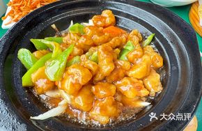 Sizzling Pork Ribs in Clay Pot
