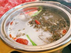 清淡三鲜锅-鲁西肥牛(九方购物中心店)