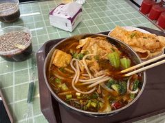 -红鼻子桂林米粉(金唐新光界店)