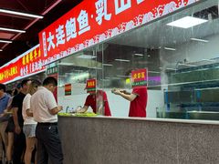 -养牛邓·潮汕牛肉海鲜自助火锅(广州店)