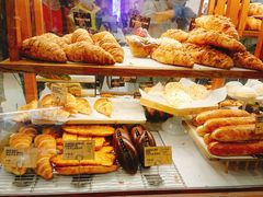 菠萝牛角包-PAPER STONE BAKERY(天环店)