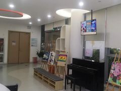 -小荧星艺校(浦东中环分校)