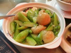 丝瓜毛豆油面筋-上海豫园