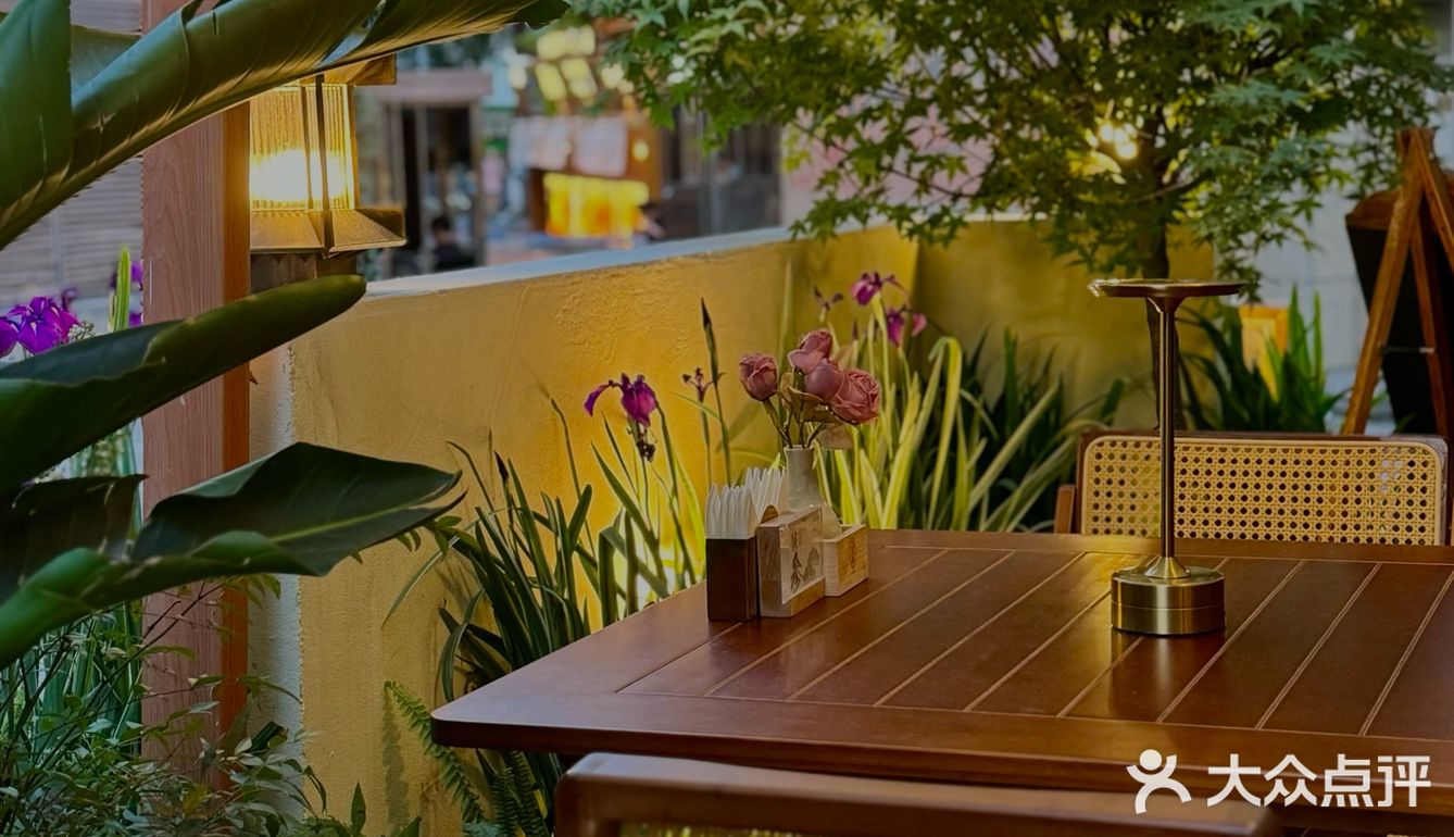 烧鸟店一串价格，我在宫崎骏的世界里吃了10串