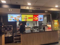 -麦当劳(国家体育场南路店)
