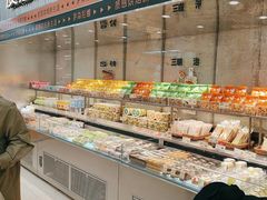 -罗森尼娜(德思勤店)