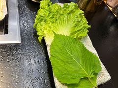 -臻牛烤肉