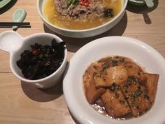 -锦粤宫·融合粤菜(上海金沙江店)