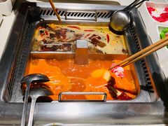-海底捞火锅鲜切牛肉主题店(长寿路店)